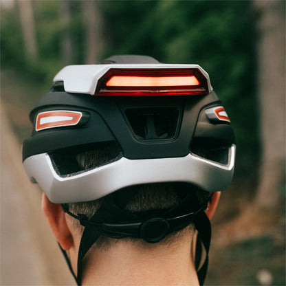 Casco da Corsa Intelligente PVY